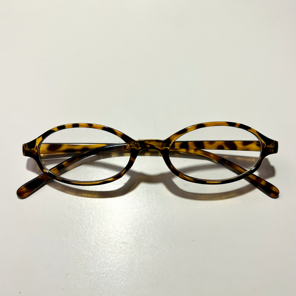 Occhiale Fashion Ovale alla moda - Accessorio Perfetto per completare i tuoi Outfit 